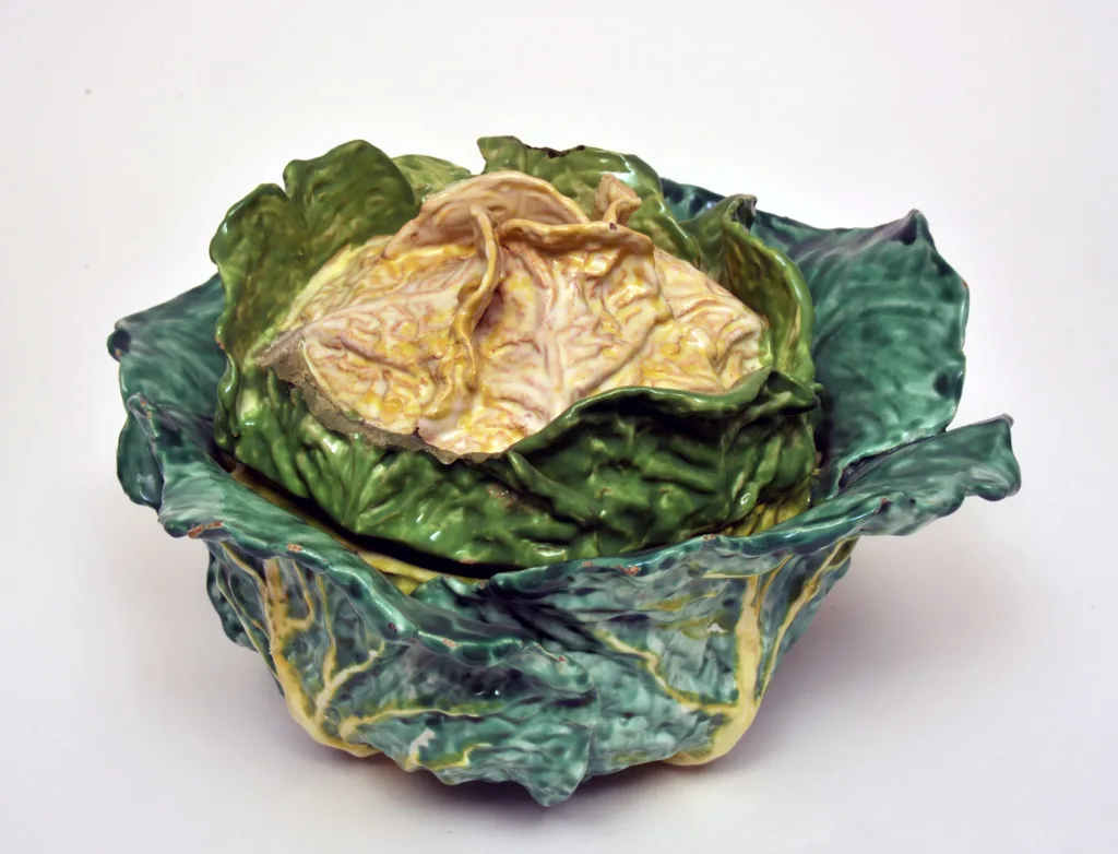 Image of a cabbage tureen